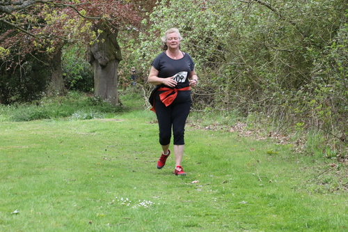 photo 1256 of a runner