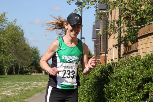 photo 0620 of a runner