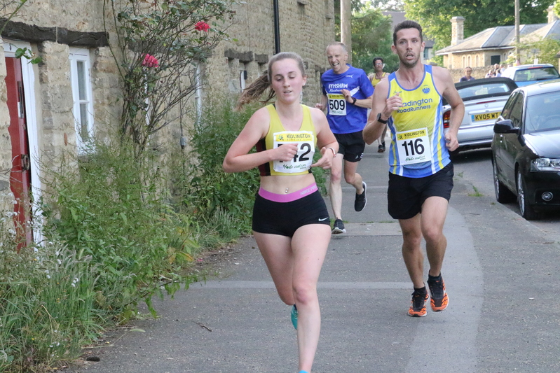 photo 0463 of a runner