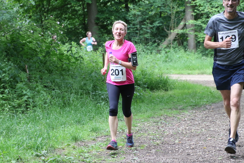 photo 0777 of a runner