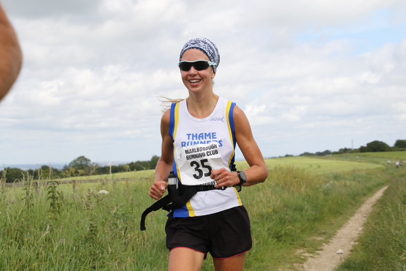 photo 1099 of a runner