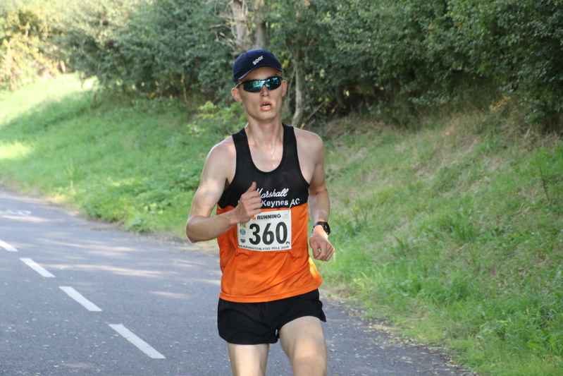 photo 0792 of a runner