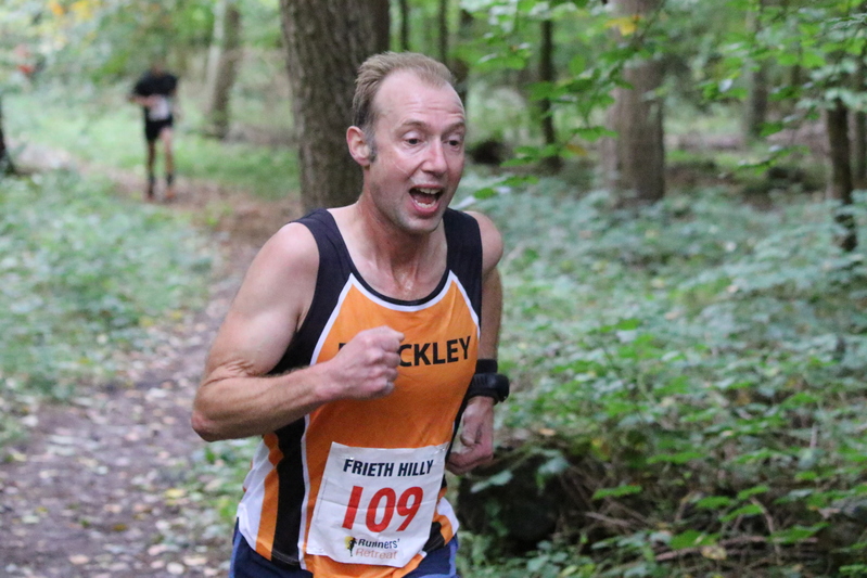 photo 0294 of a runner