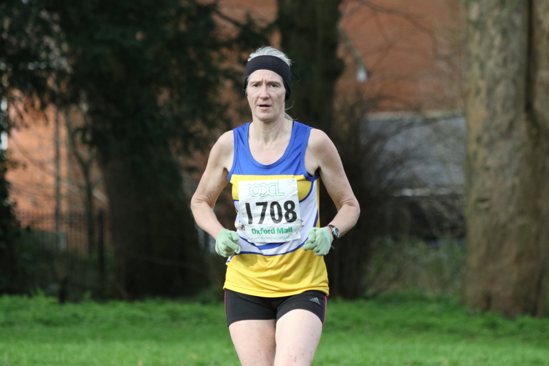 photo 3293 of a runner