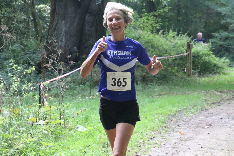 photo 0309 of a runner