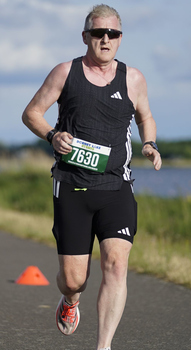 This photo is of Colin McAlpine. It was taken by runthrough